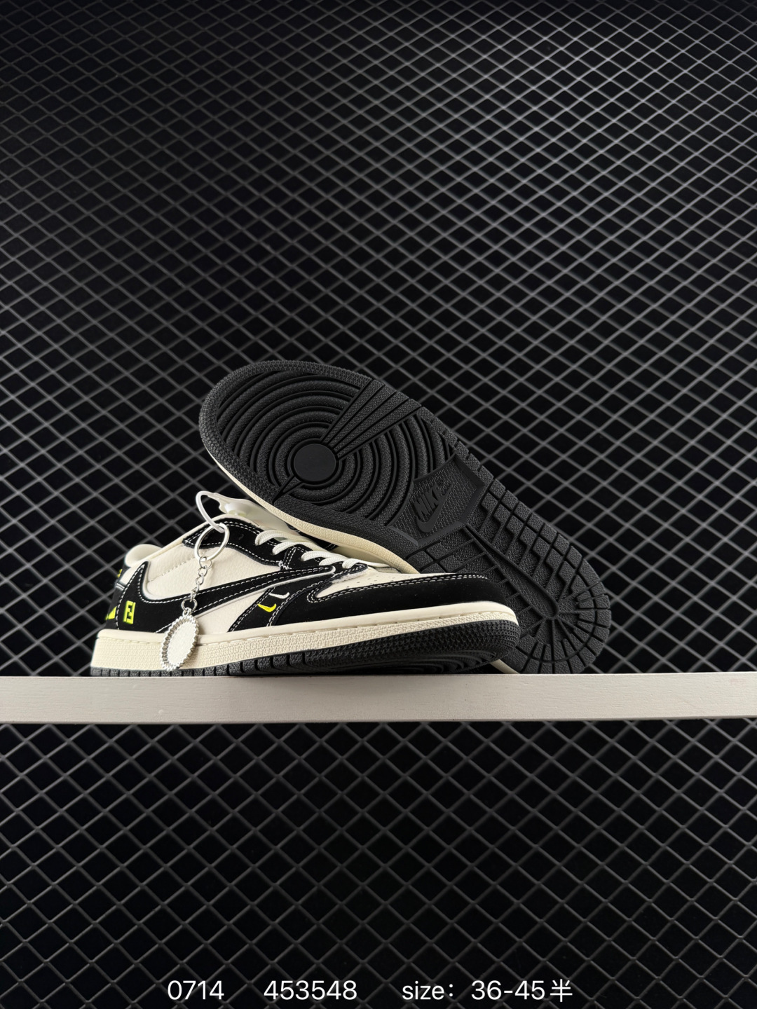 Air Jordan 1 Low AJ1